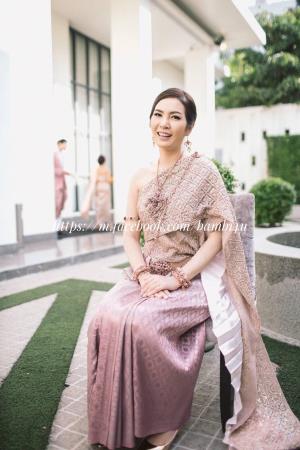 ชุดไทยเจ้าสาว ชุดไทยจักรพรรดิ์ เช่าที่แบมบี้ เวดดิ้ง ห้วยขวาง